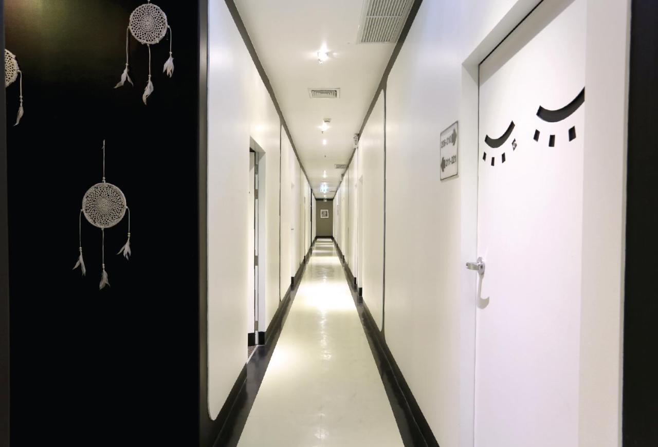 Sleep Box By Miracle -booked On Hourly Basis Hostel