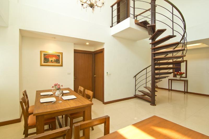 Lasalle & 3* Bangkok