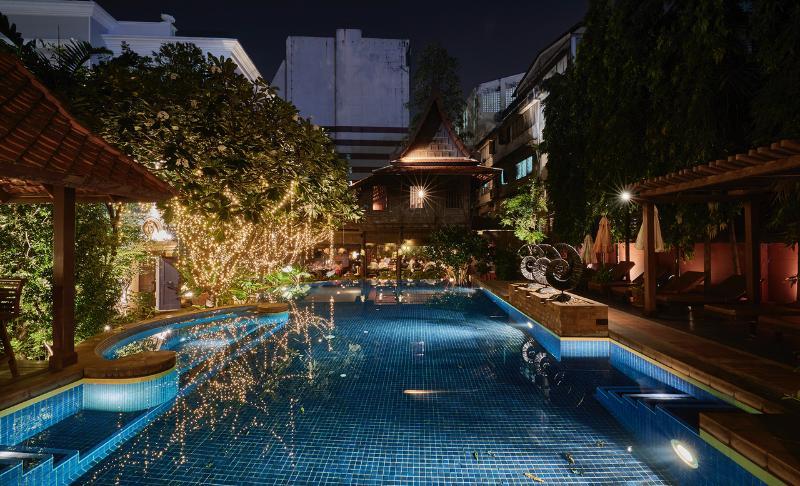 The Rose Residence, Hotel