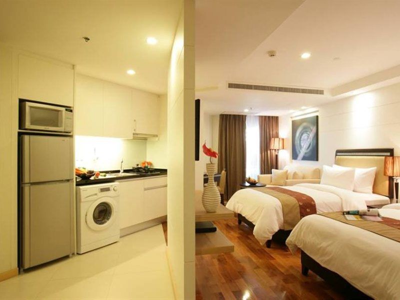 Adelphi Grande Sukhumvit Hotel 4*