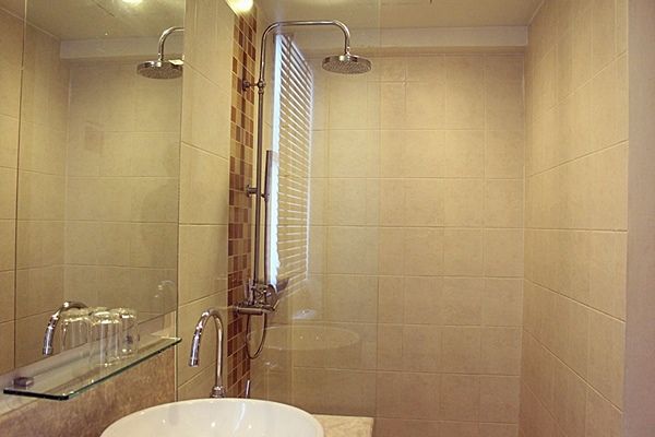 The Embassy Sathorn 3*