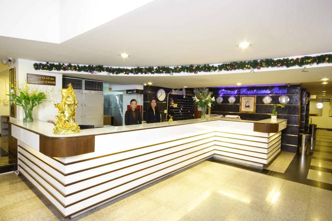 Grand Business Hotel 3*