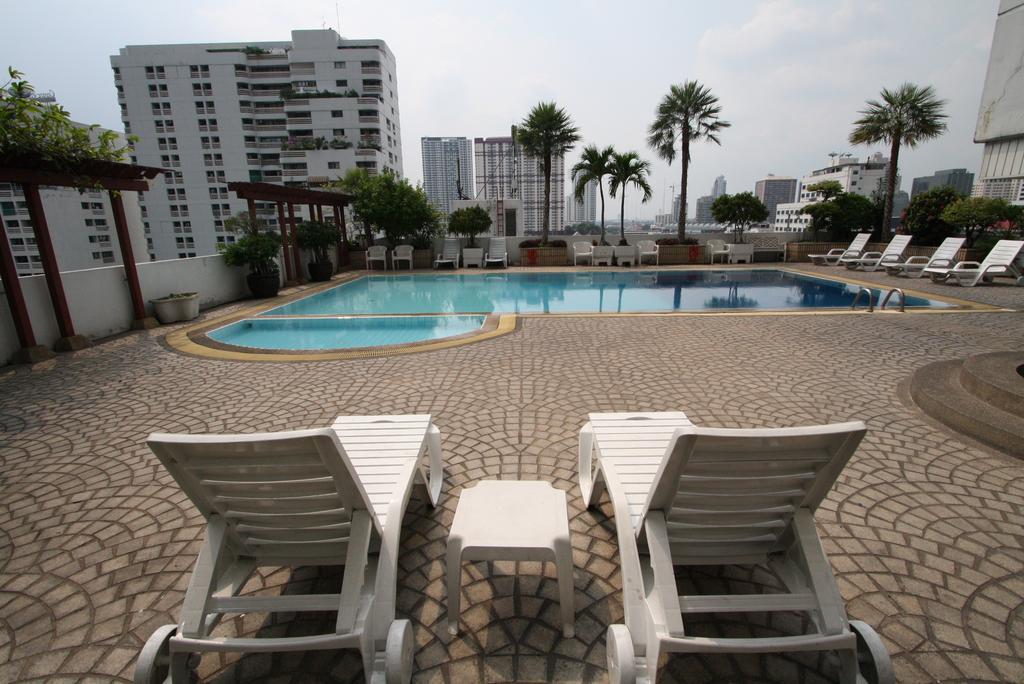 Hotel Baiyoke 3*