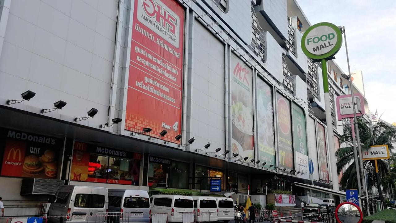 Midsummer Night Hostel Bangkok