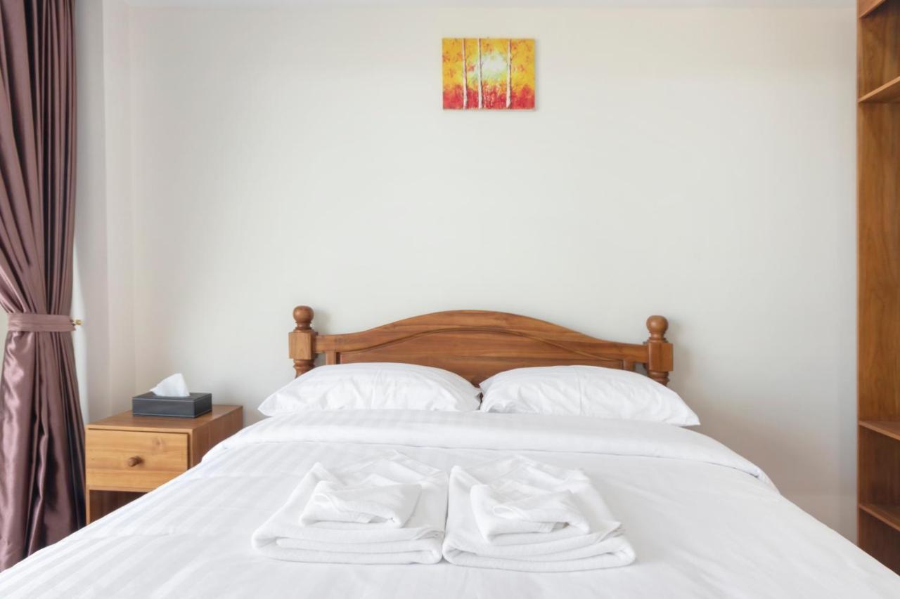 Royale 8 Guest house