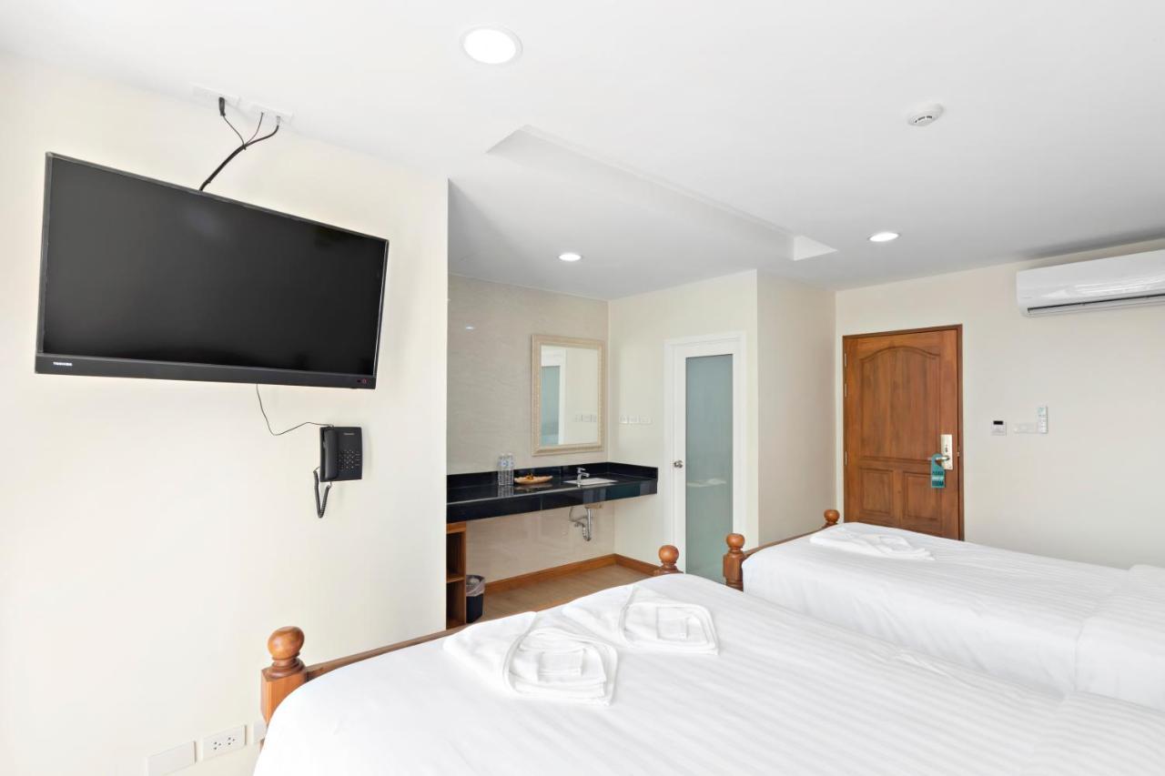Royale 8 Guest house 3*