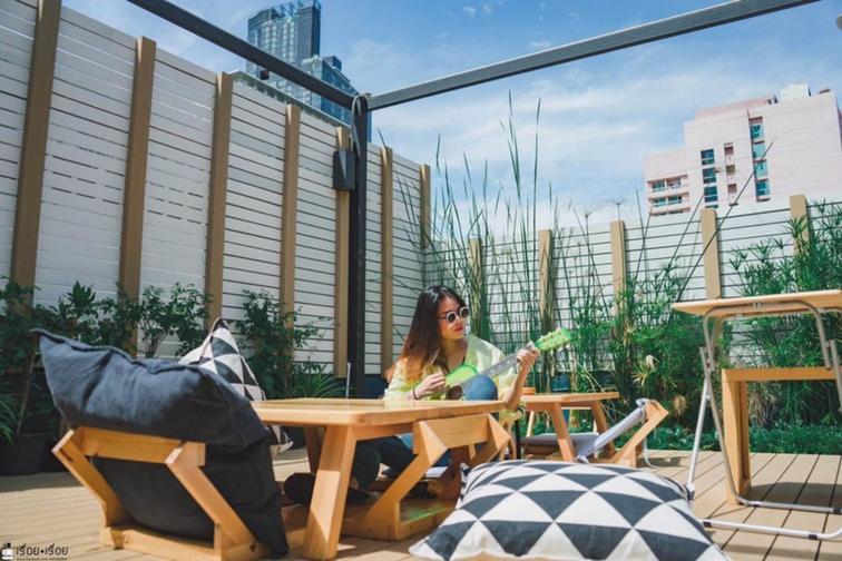 Hostel Kinnon Deluxe Coworking Cafe *