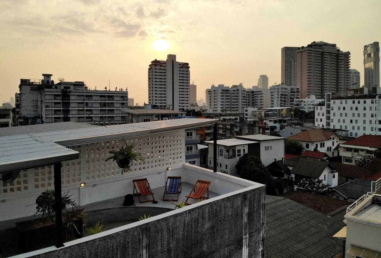 Apartment45 *