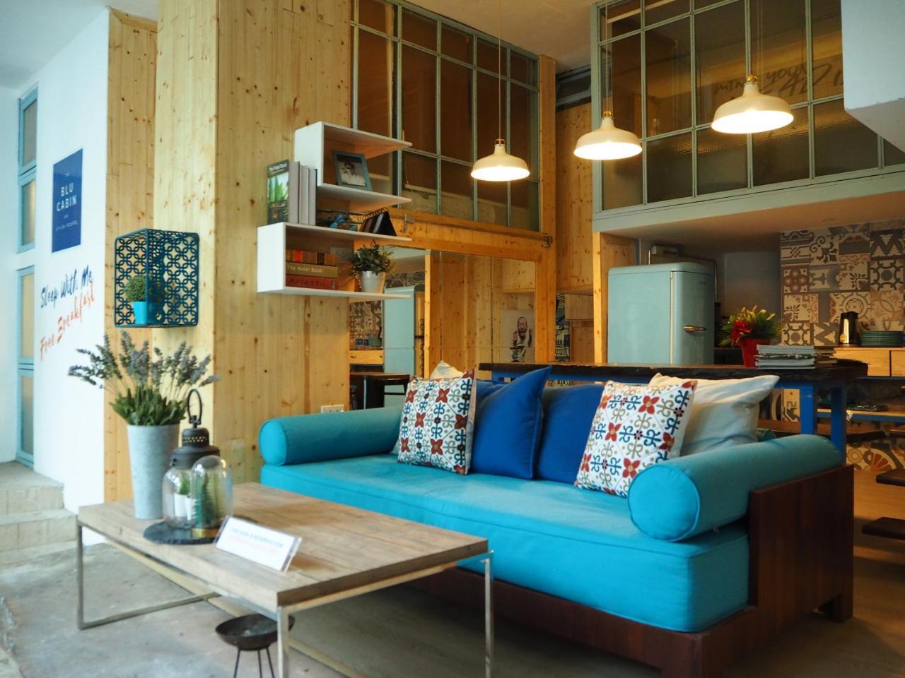 Blu Ari Stylish Gay Poshtel *