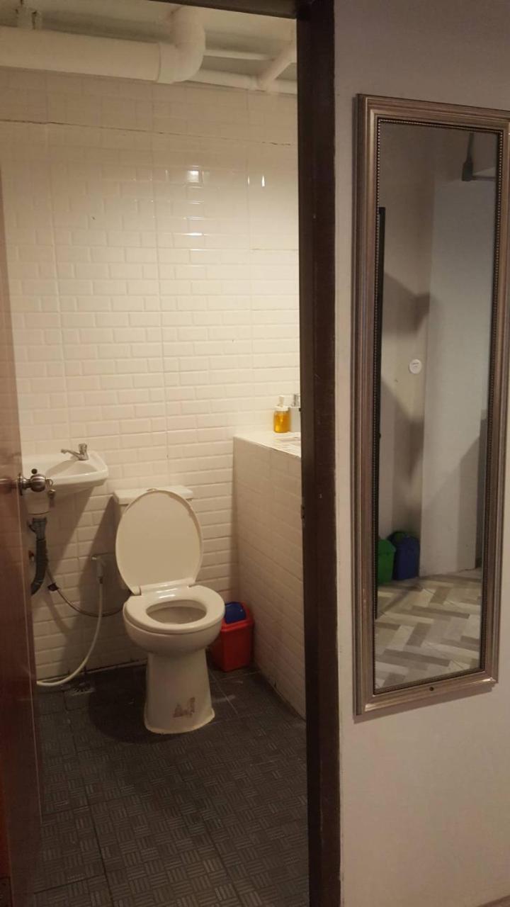Inn Js Mansion Bangkok