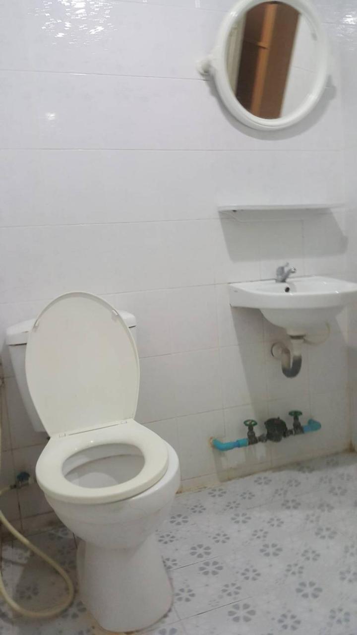 Js Mansion Inn *