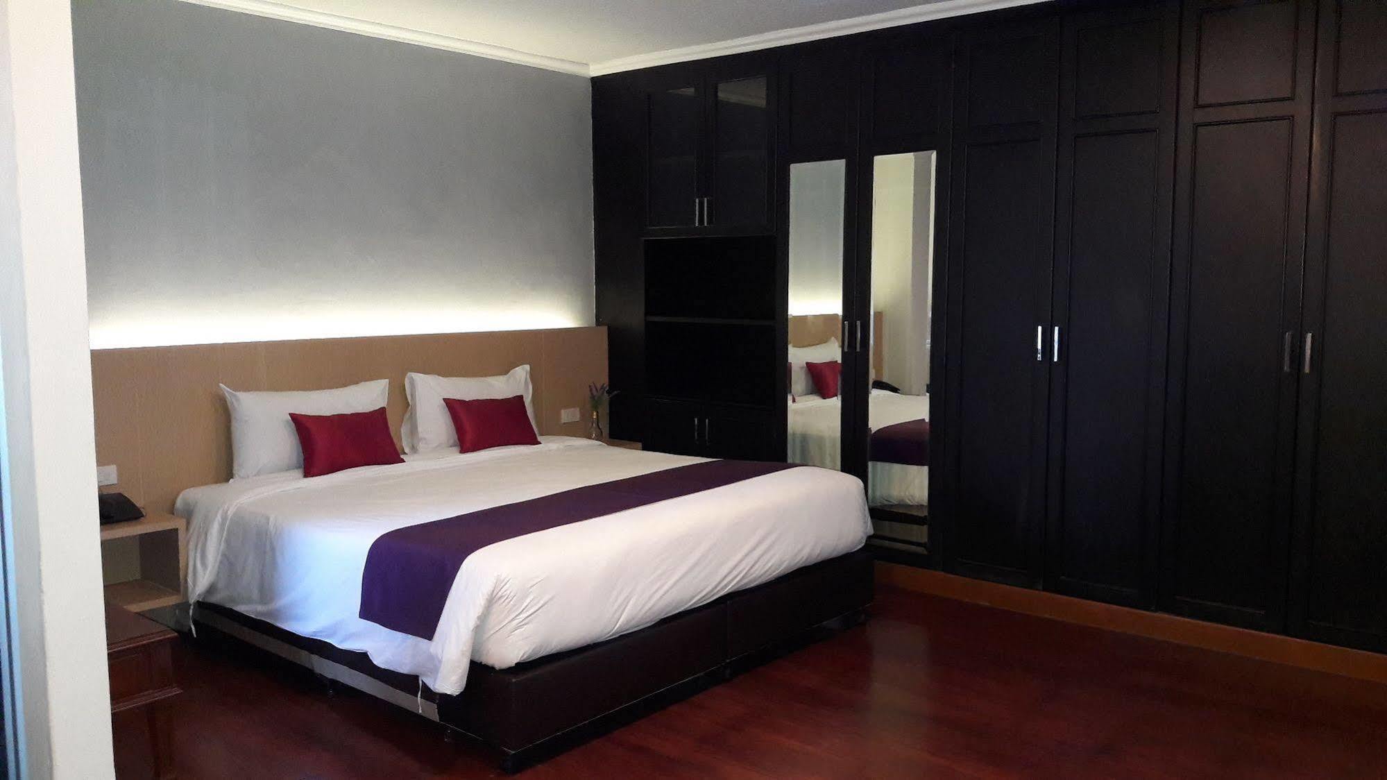 The Step Sathon Hotel