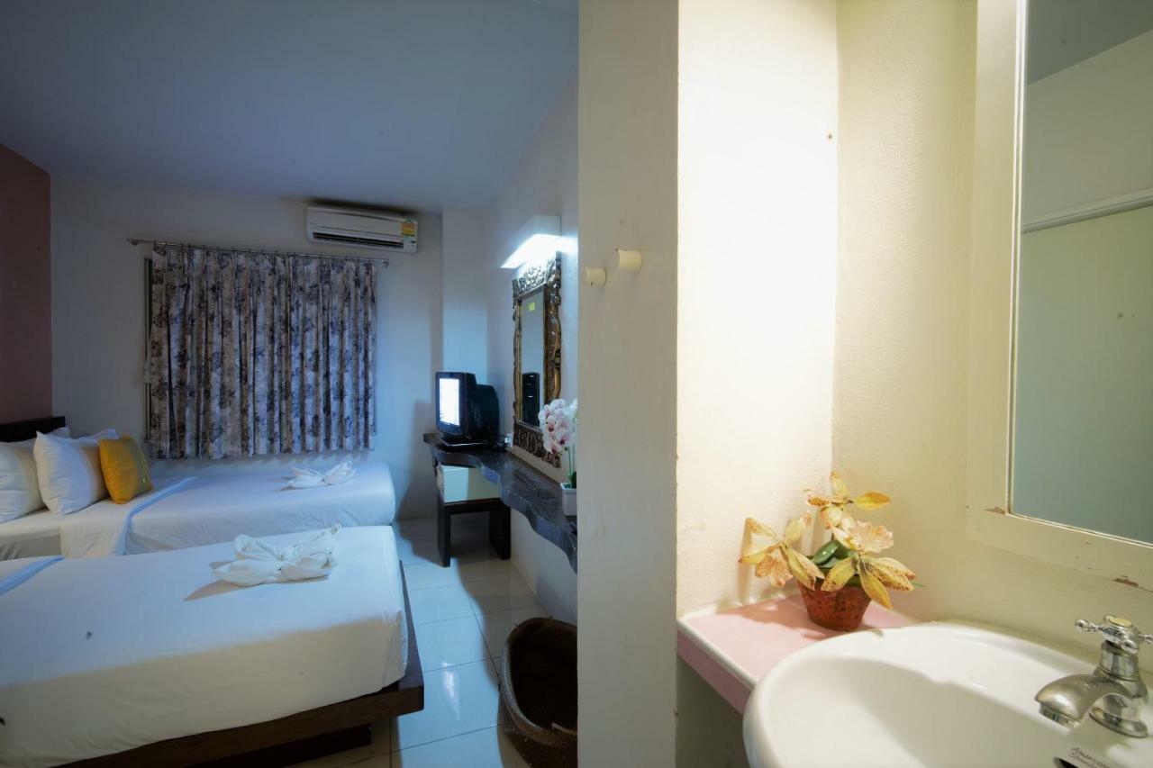Khaosan Hotel