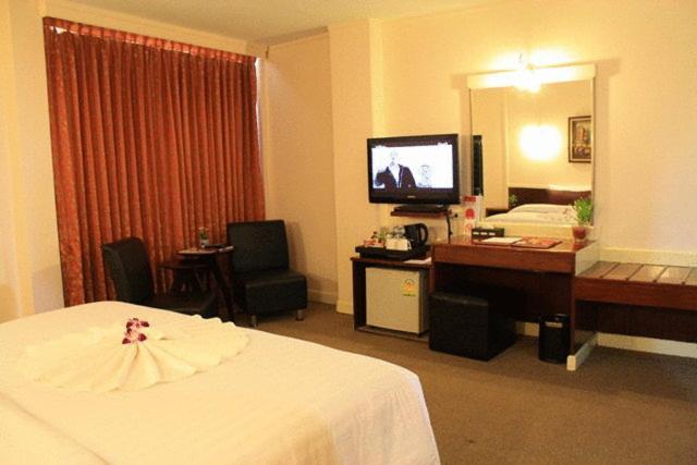Hotel White Orchid 3*