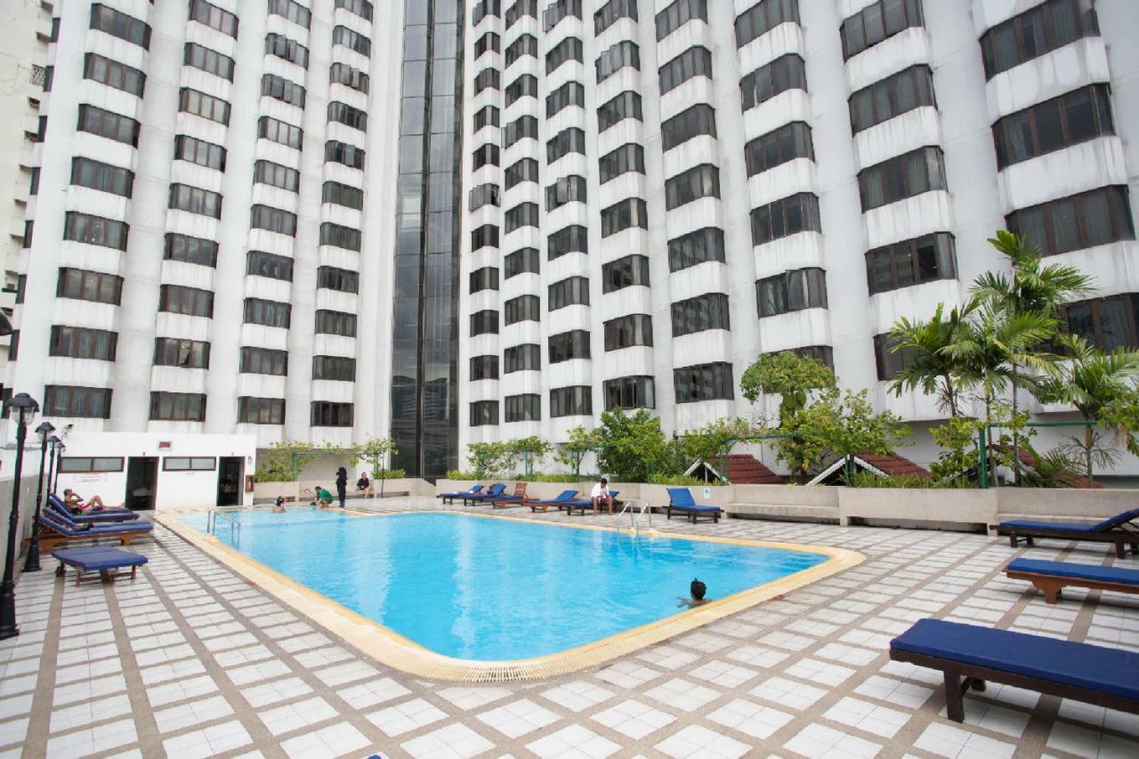 Omni Towers - Large 1 Bedroom Soi Nana Bangkok