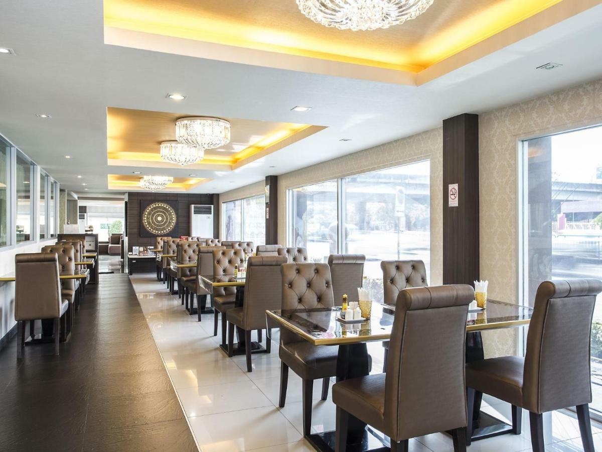 The Bells Hotel Bangkok