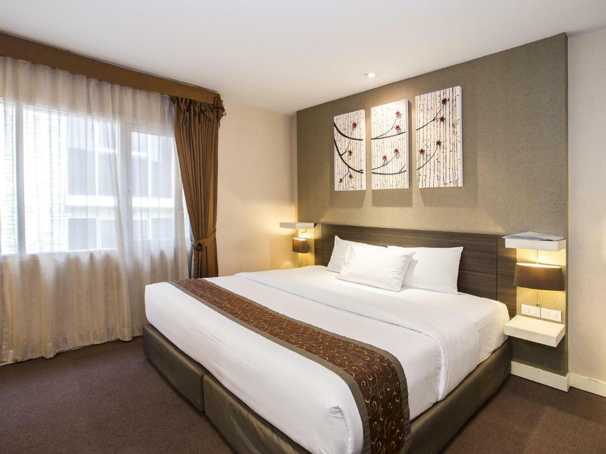 The Bells Hotel Bangkok