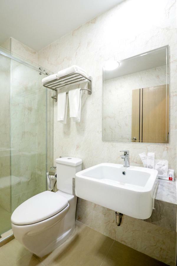 Hotel Oyo 234 Tara Grande & Spa