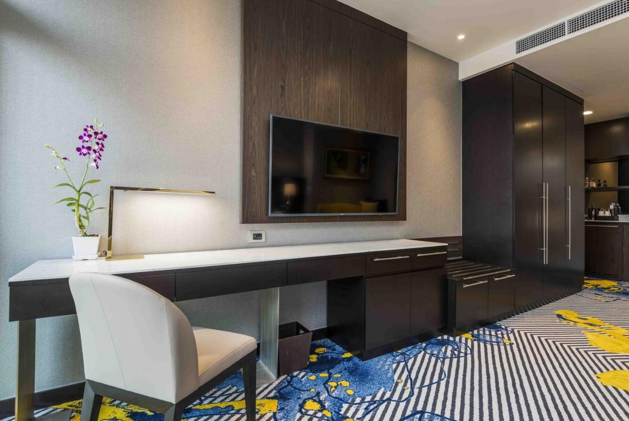 Hotel Chatrium Riverside