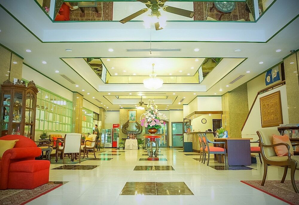 Yellow Ribbon Hills Boutique Aparthotel