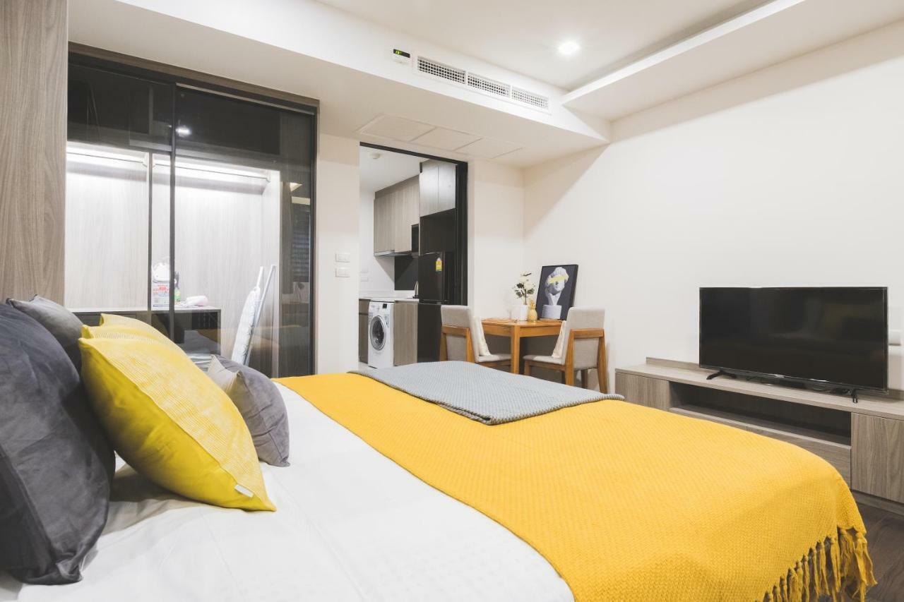 Sukhumvit Asok Modern