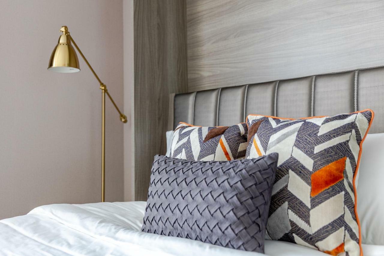 Sukhumvit Asok Modern *