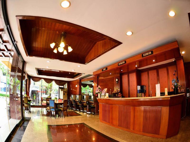 Silom Village Banguecoque