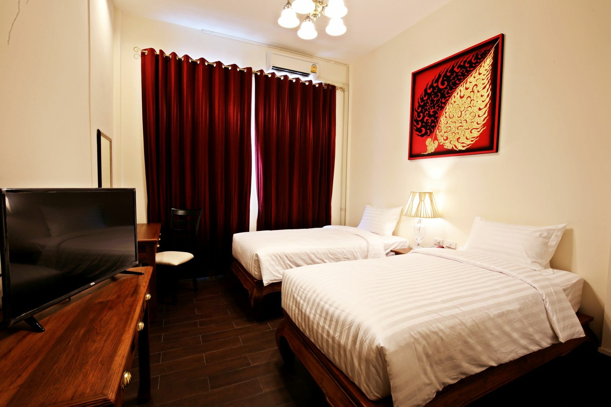The Myth - Sud Sathorn Bed & Breakfast