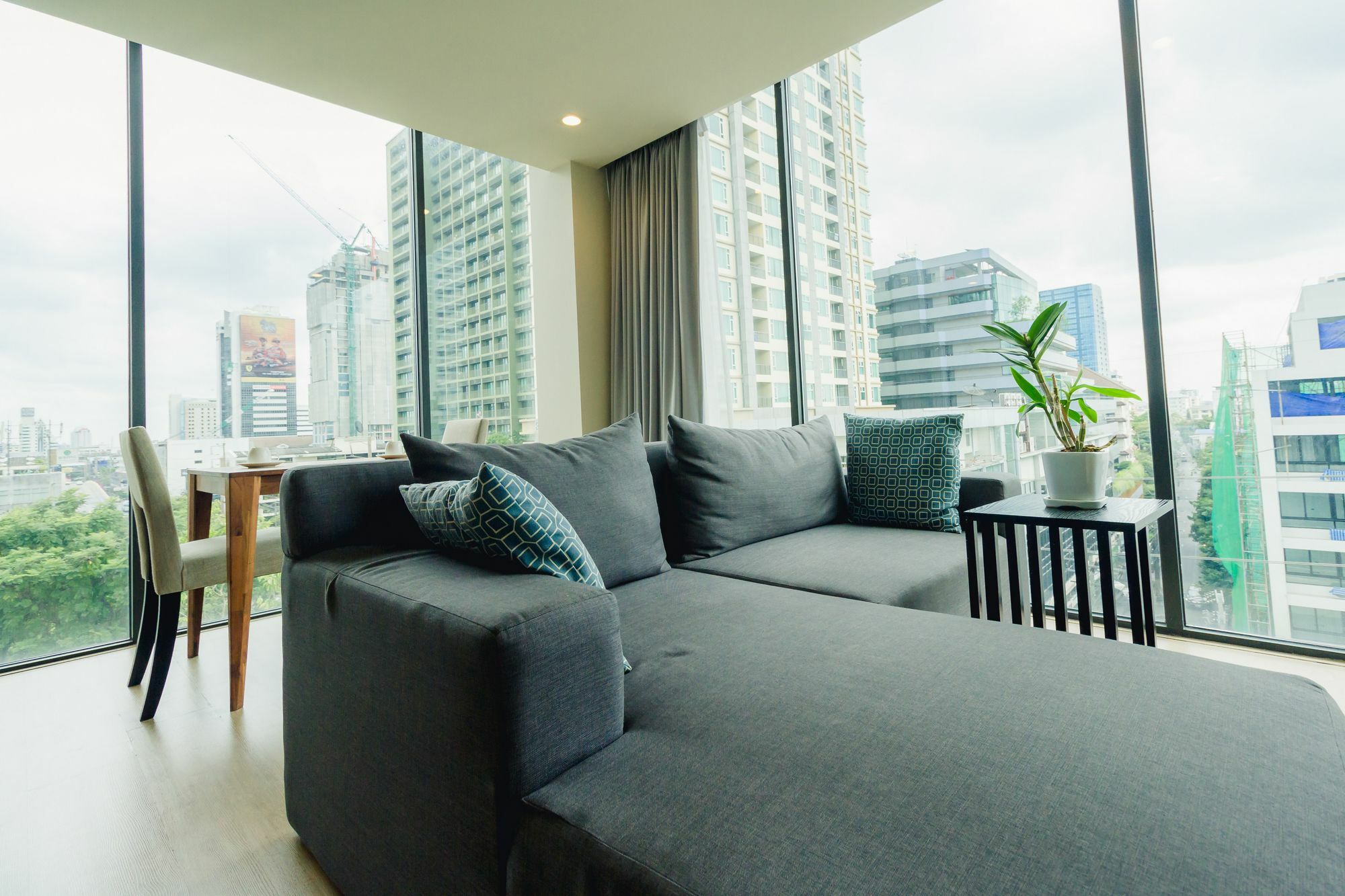 The On Thonglor By Uhg Aparthotel Bangkok