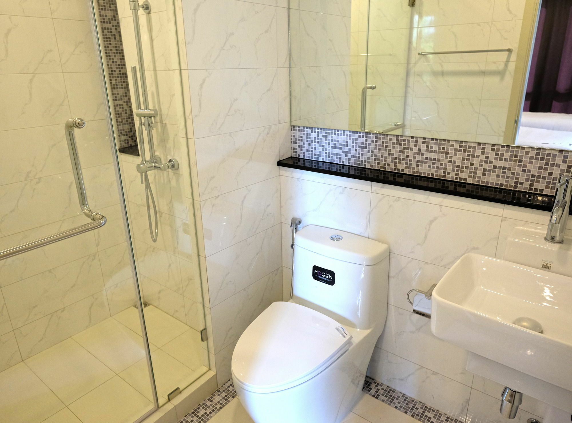 Kokotel Sukhumvit 50 Hotel