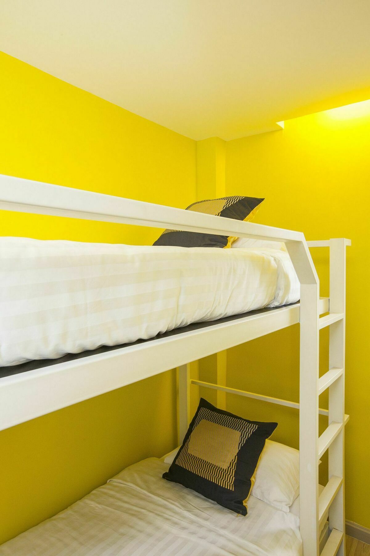 Gn Luxury Hostel Bangkok