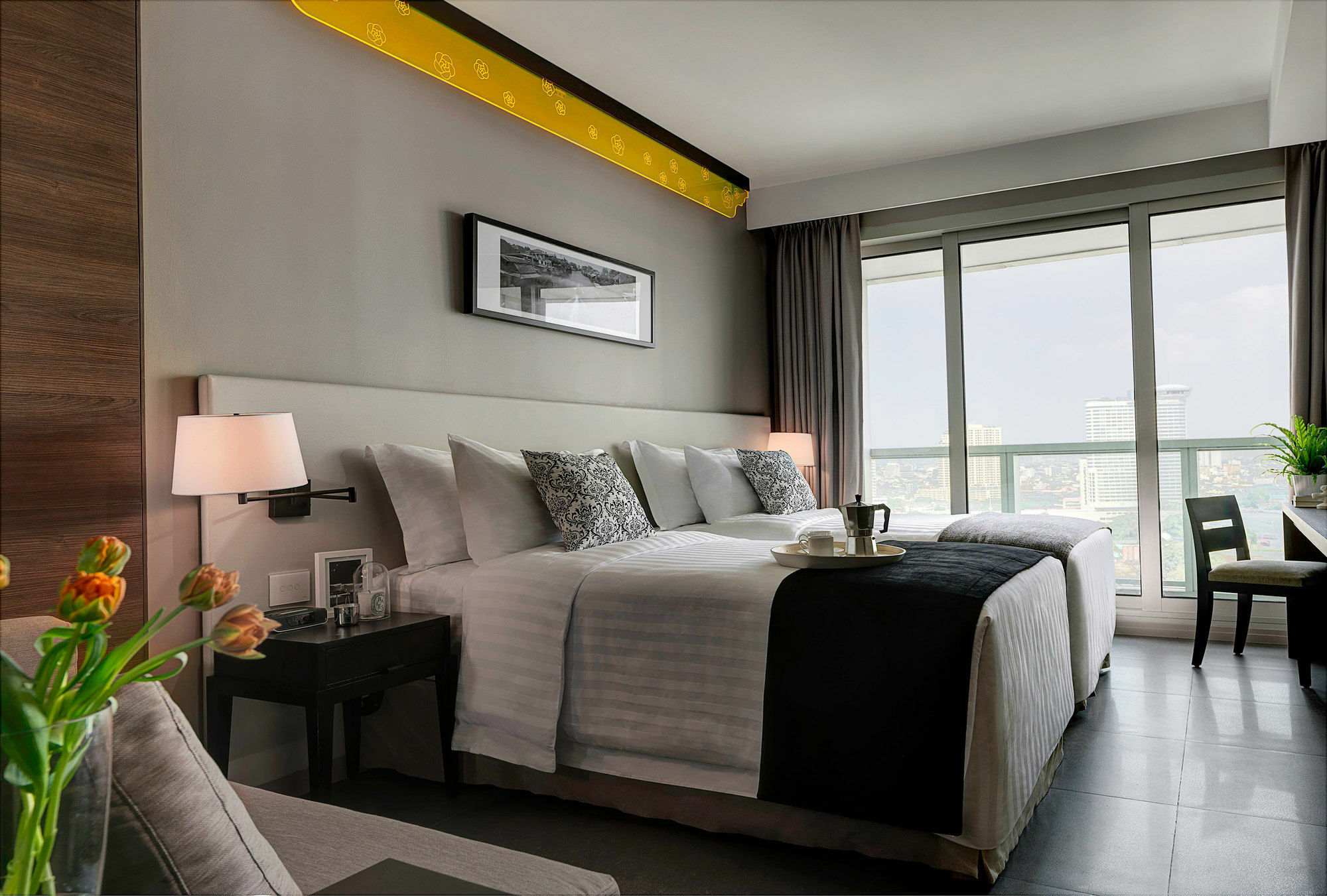 Klapsons The River Residences Hotel