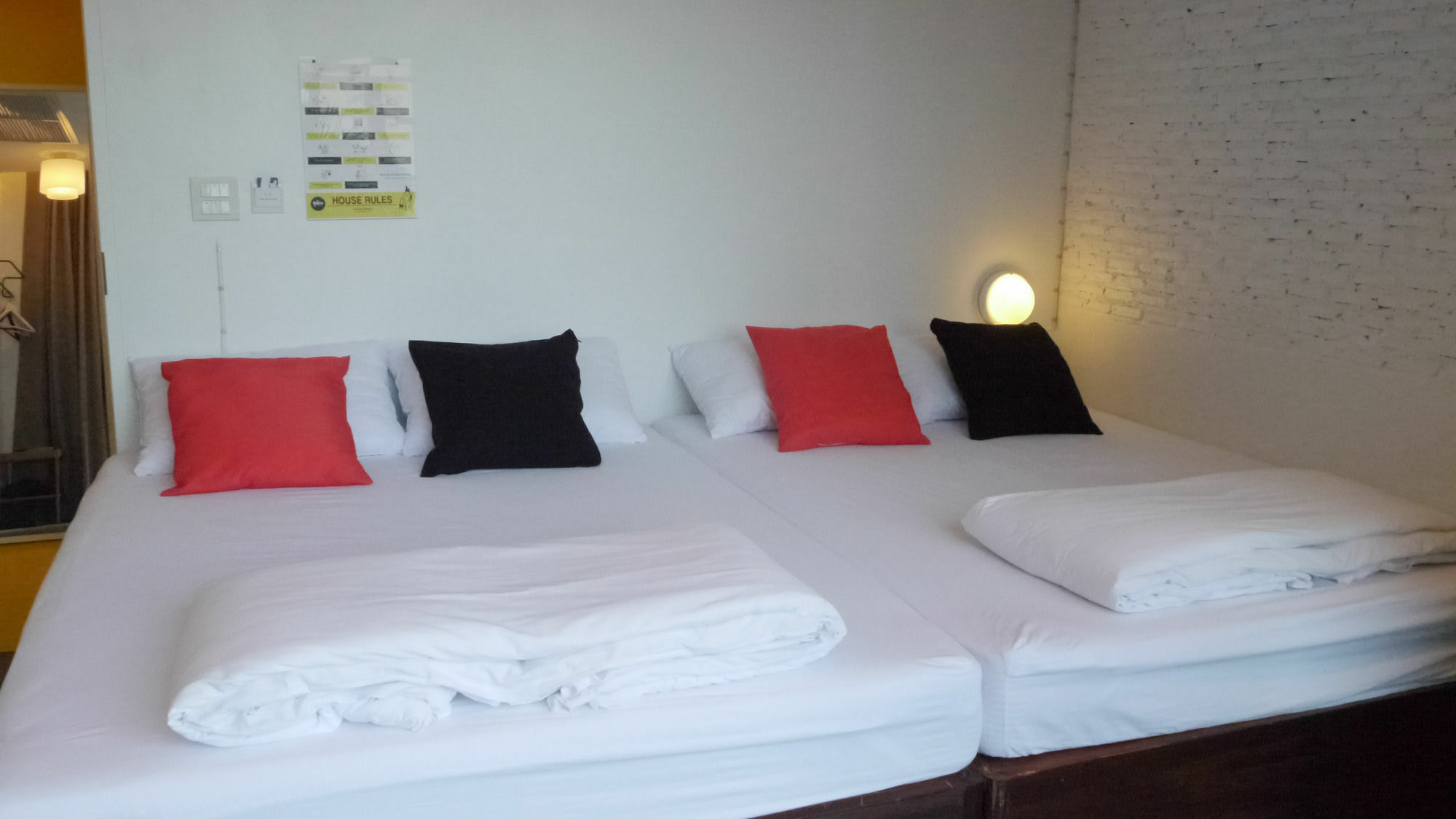 Hostel Yim