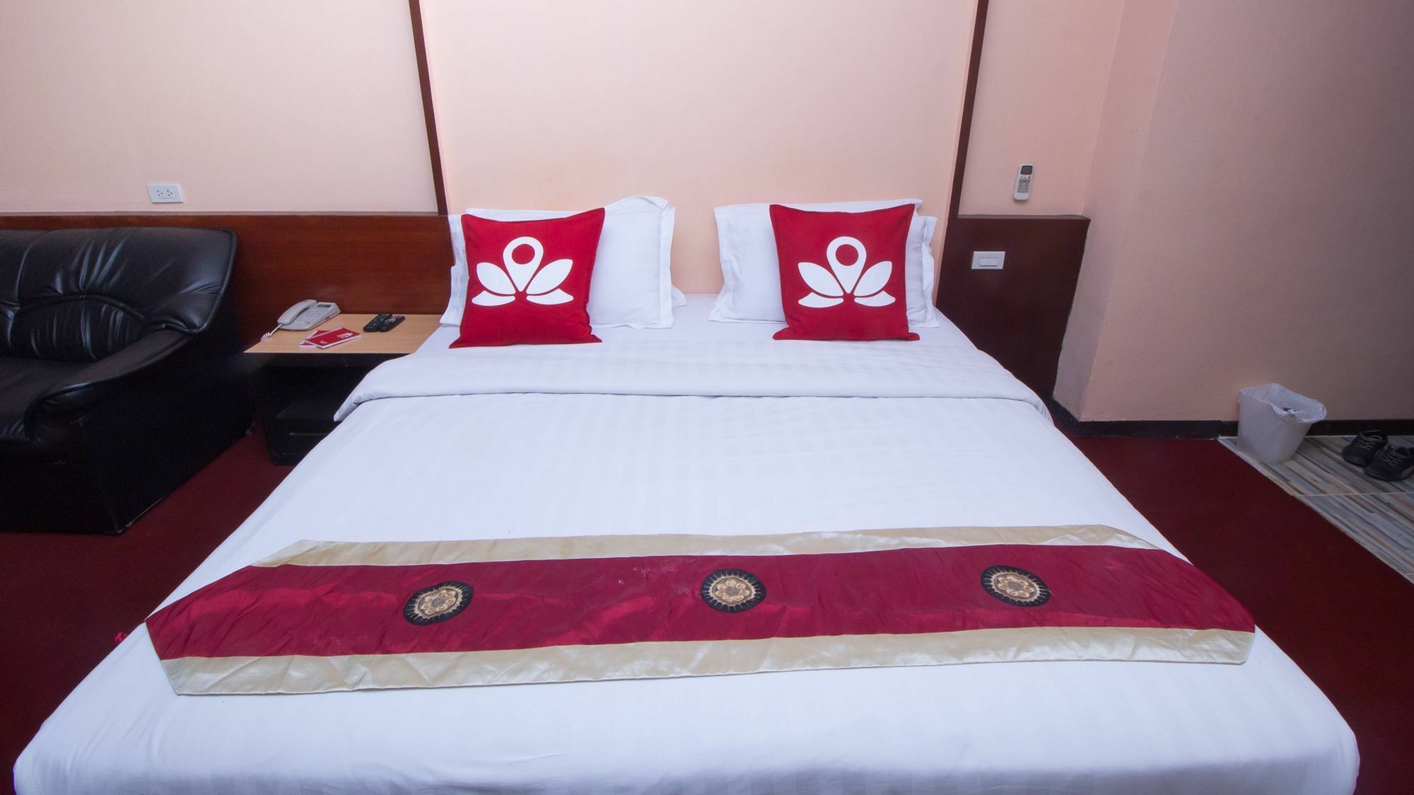 Hotel Zen Surasak 1 3*