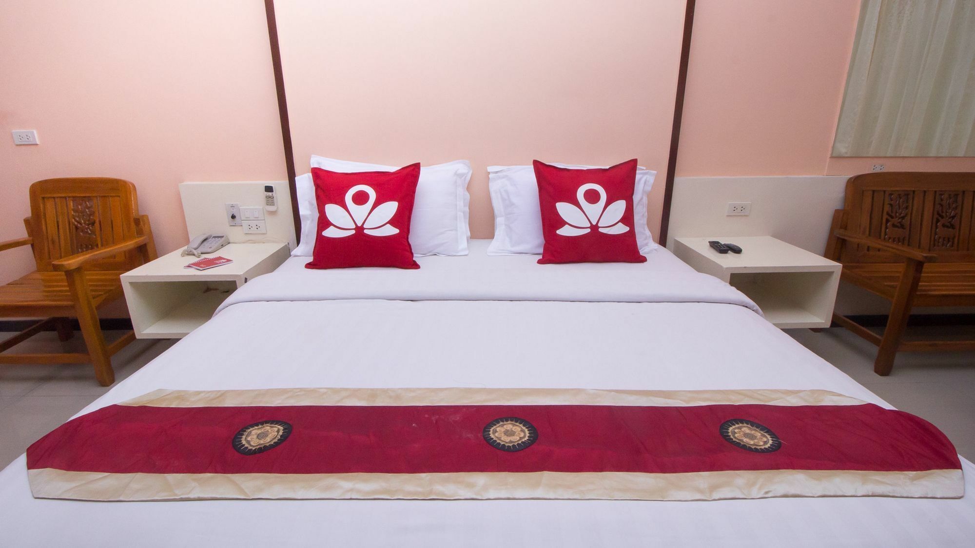 Hotel Zen Surasak 1 Bangkok
