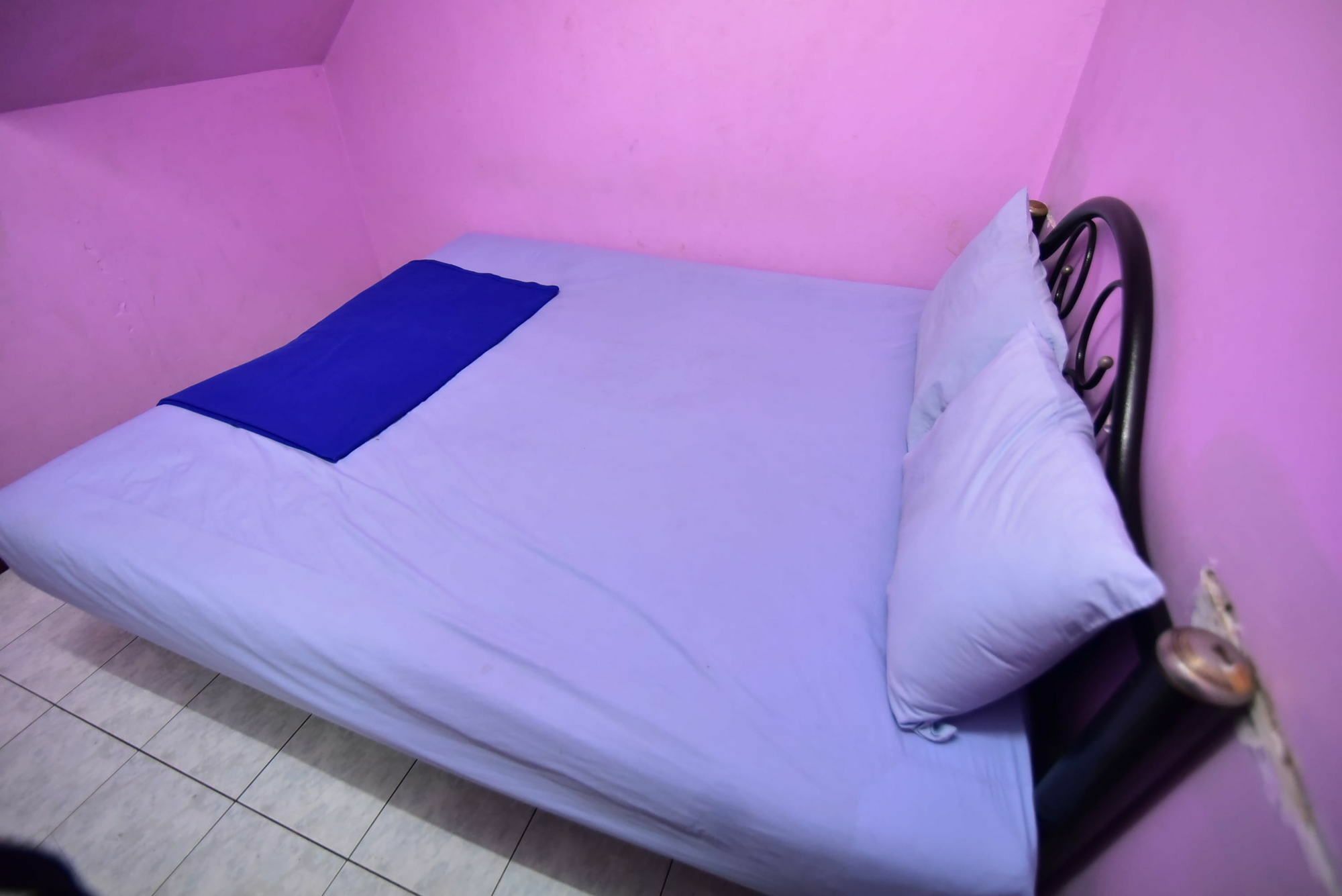 Khaosan Rainbow Guest house