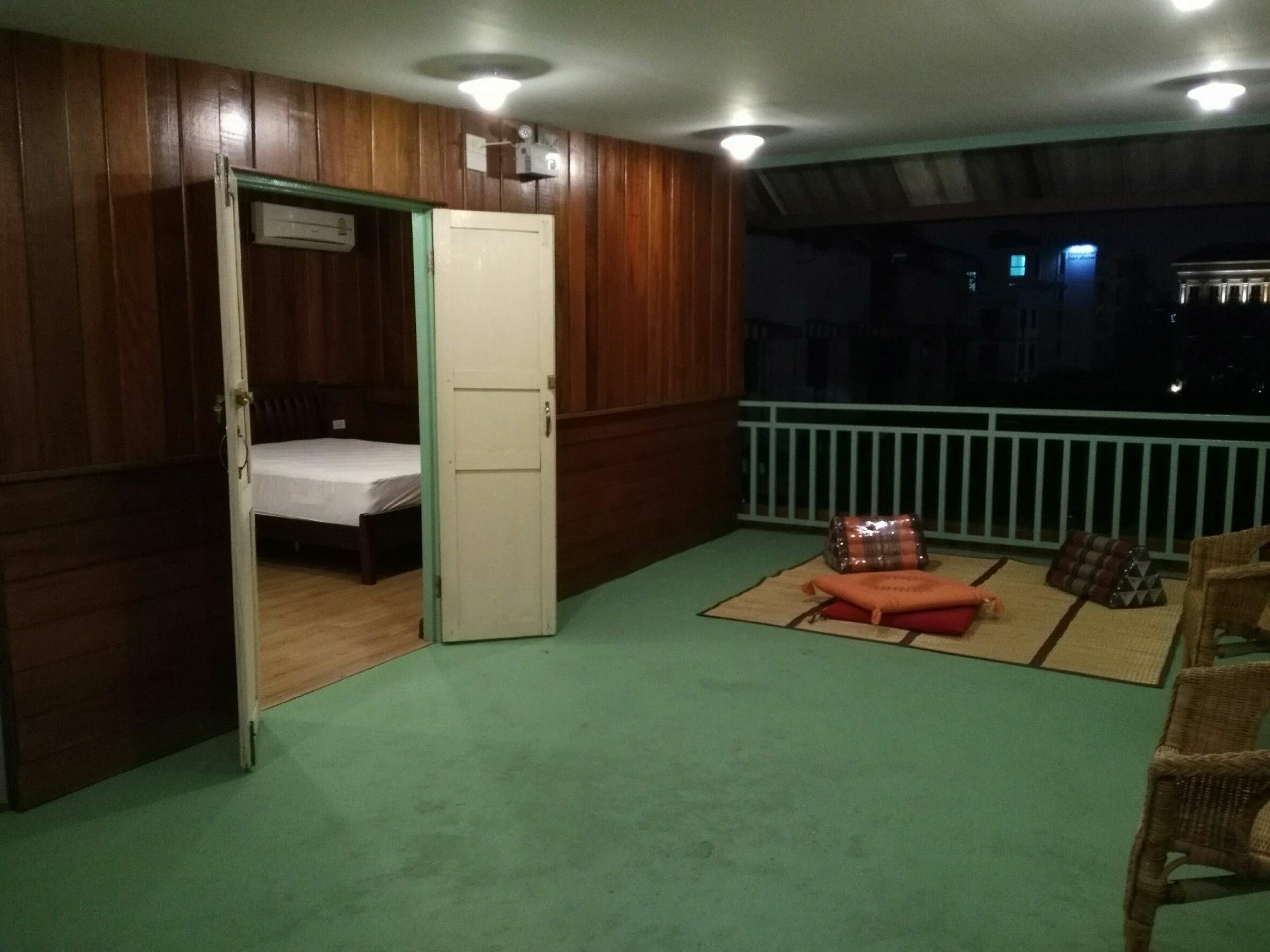 & Hashery Boutique House 3* Bangkok