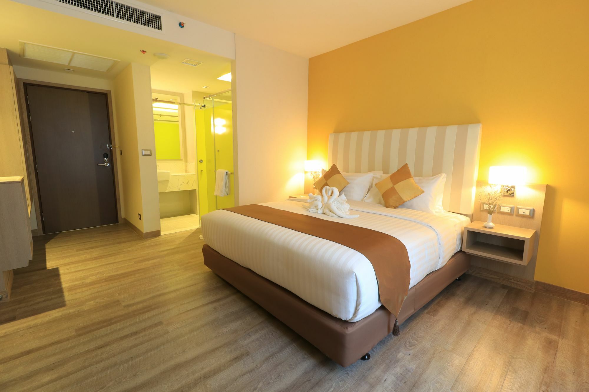 Midtown Hotel