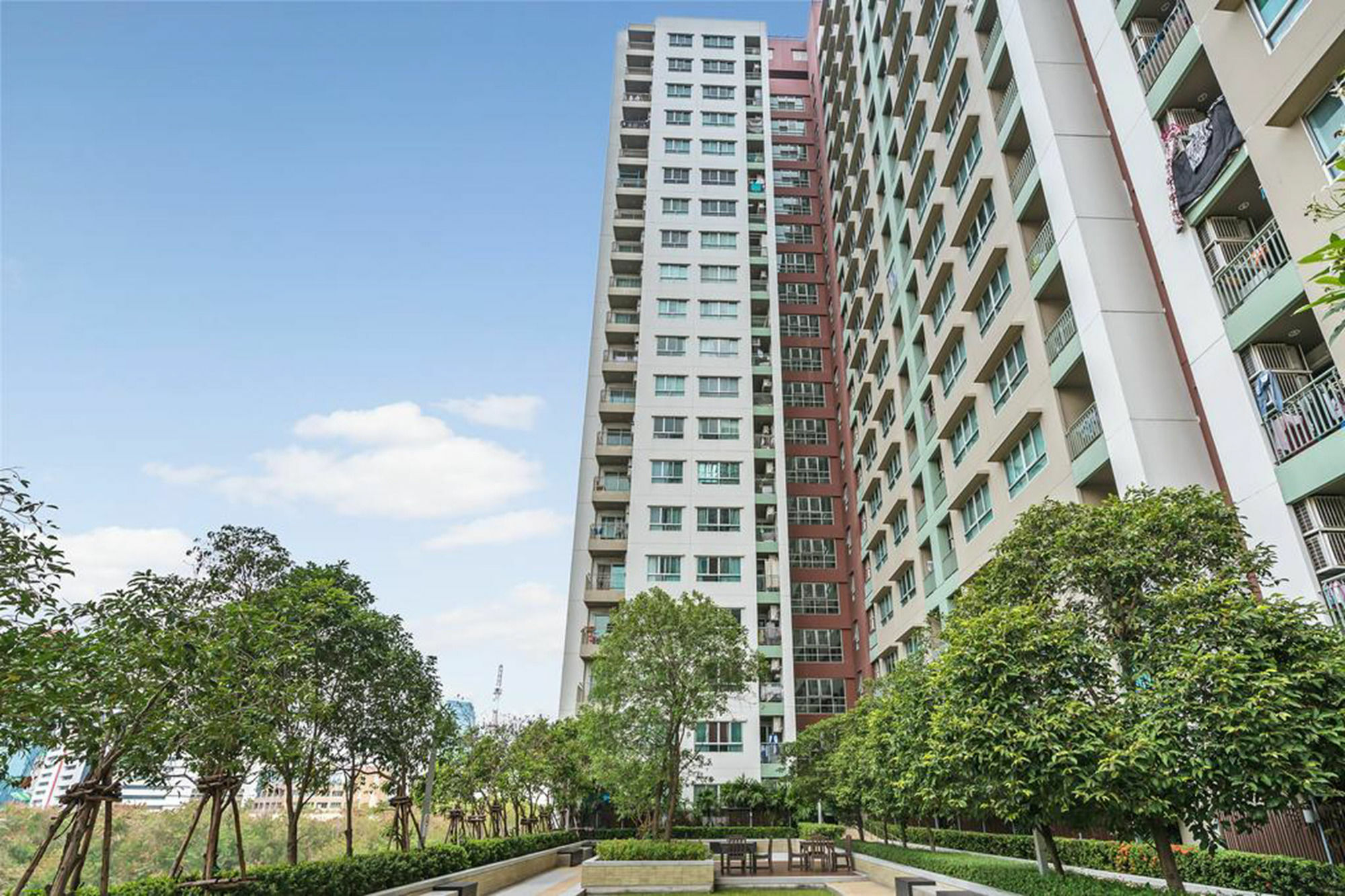 Apartment The Community Rama 9 By Favstay