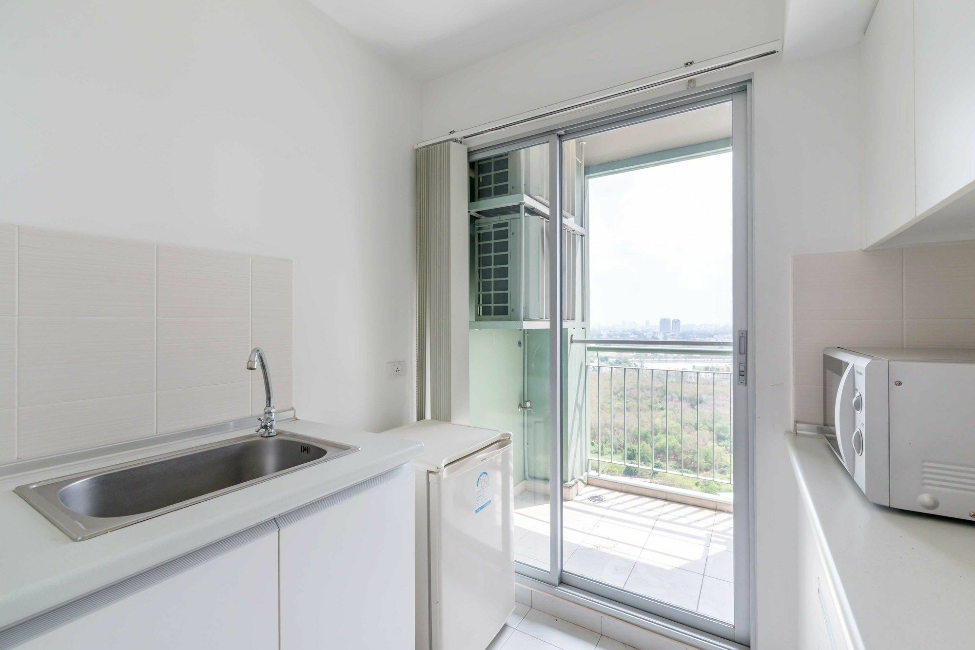 Apartment The Community Rama 9 By Favstay *