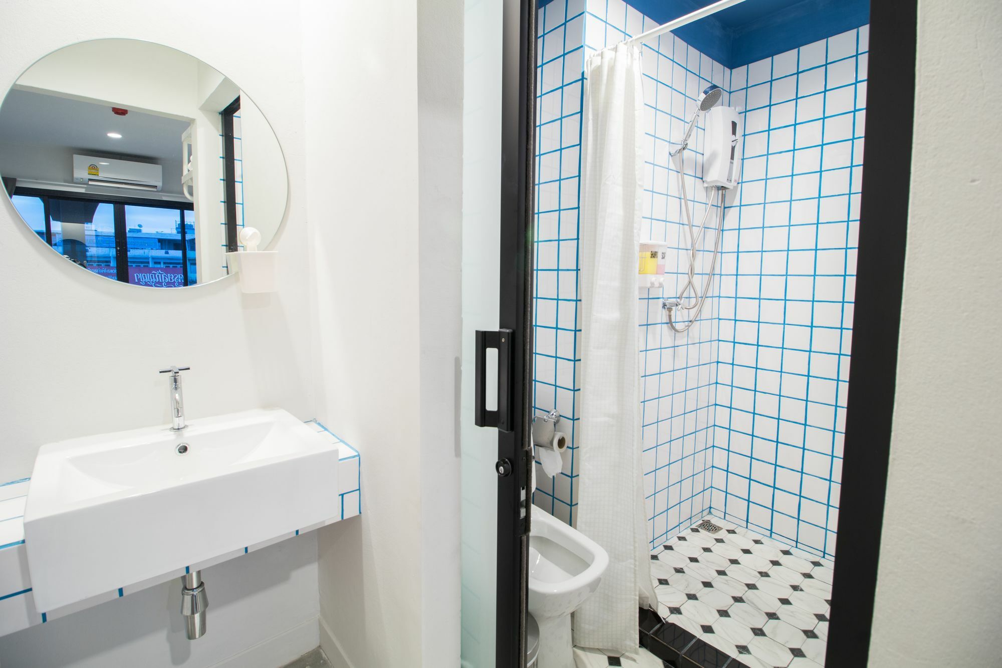 Yaks House Hostel Bangkok