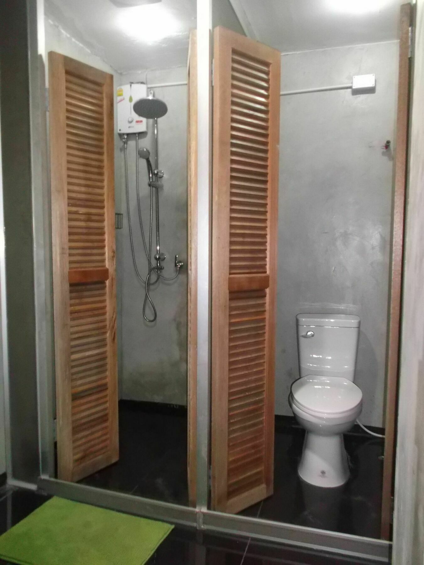 The Twins Hostel 2*