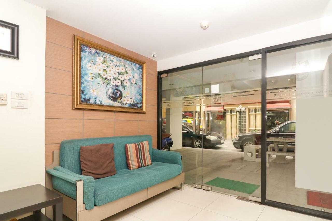 Hotel Oyo 225 Premier Place 2*