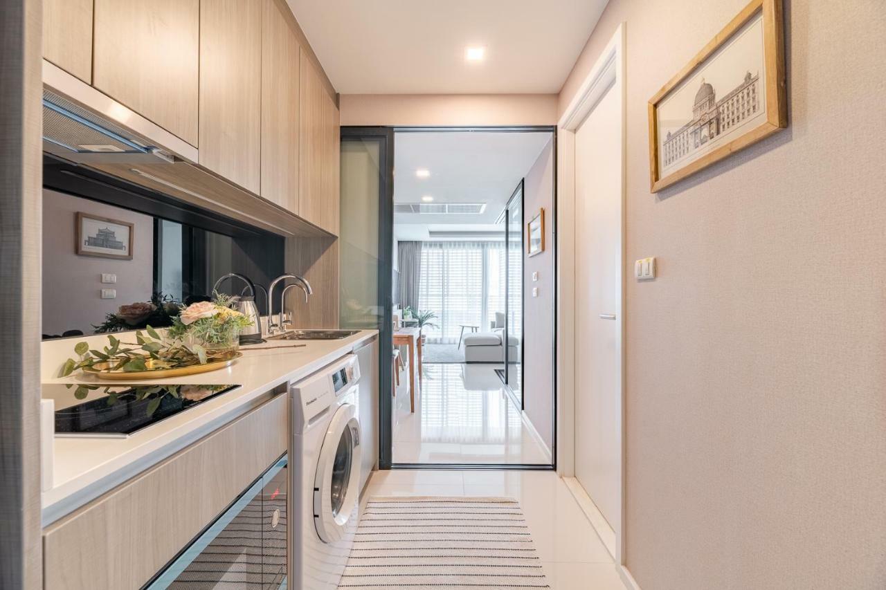 Sukhumvit Asok Modern