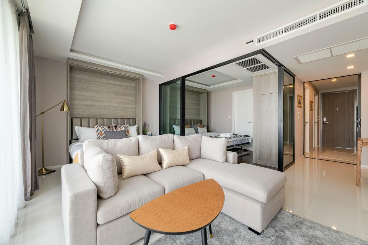Sukhumvit Asok Modern Bangkok