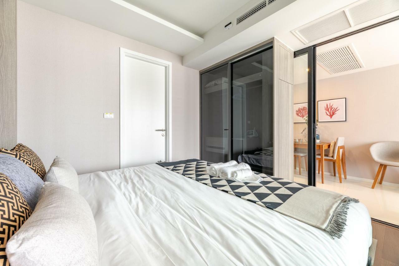 Sukhumvit Asok Modern Apartment