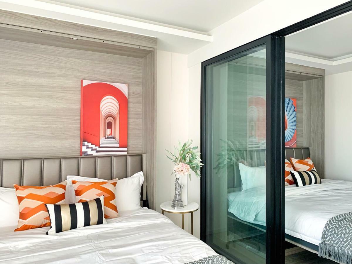 Sukhumvit Asok Modern * Bangkok
