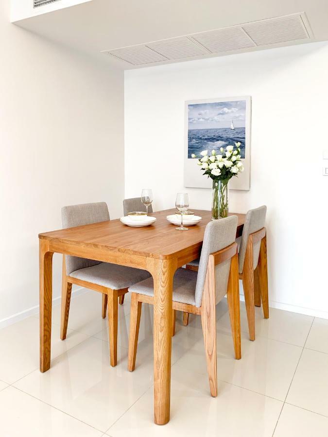 Sukhumvit Asok Modern *