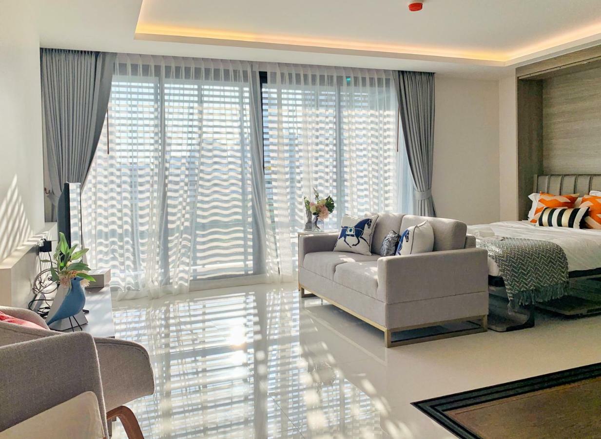 Sukhumvit Asok Modern * Bangkok
