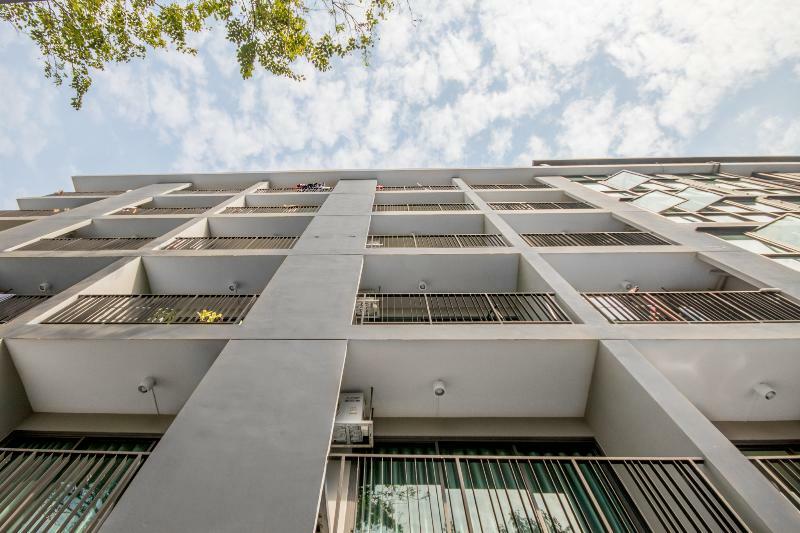 Nidhra Apartemen *
